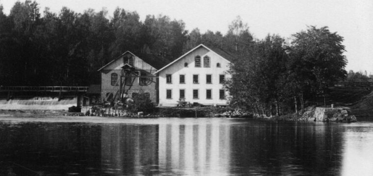 Linslageriet och linmagasinet vid Uddnäs år 1900