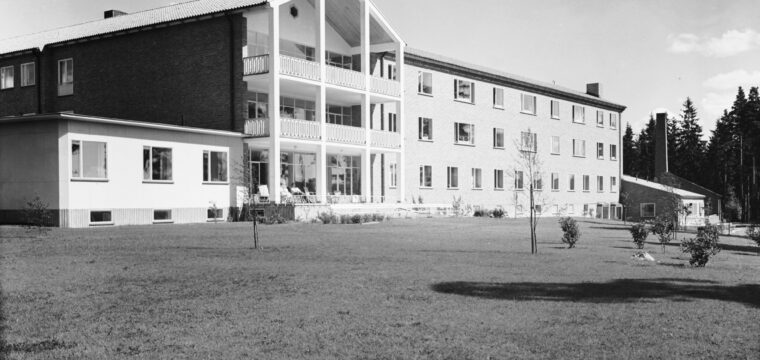 Fagersta lasarett byggnadsår 1948-49, exteriör, arkitekt Anders Tengbom, Digitalmuseum