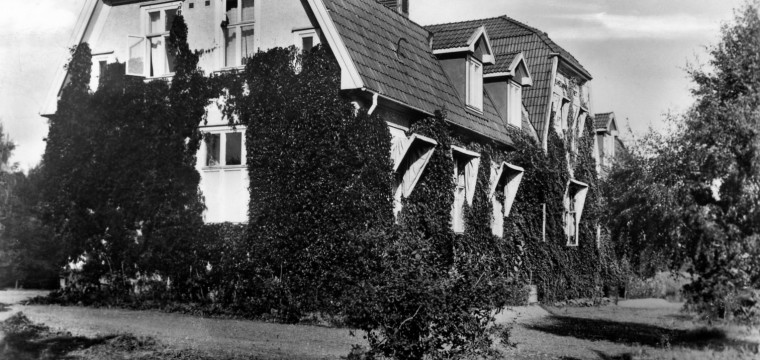 1941, före ombyggnaden till Bruksgård