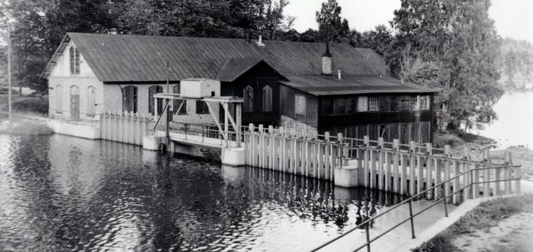 08, Linslageriet i Uddnäs 1947