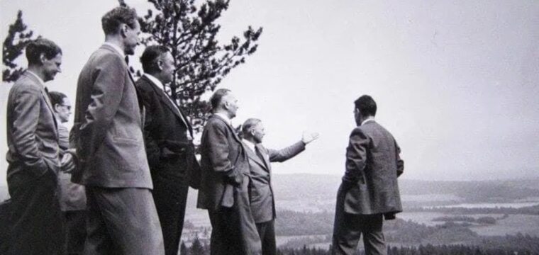 Fagerstas riksdagsman Nils Ståhle berättar om Högbyplanerna på toppen av berget för drygt 80 år sedan – kopia – kopia