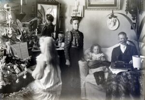 Familjen Claes Ahlberg ca 1910. C A-s arkiv